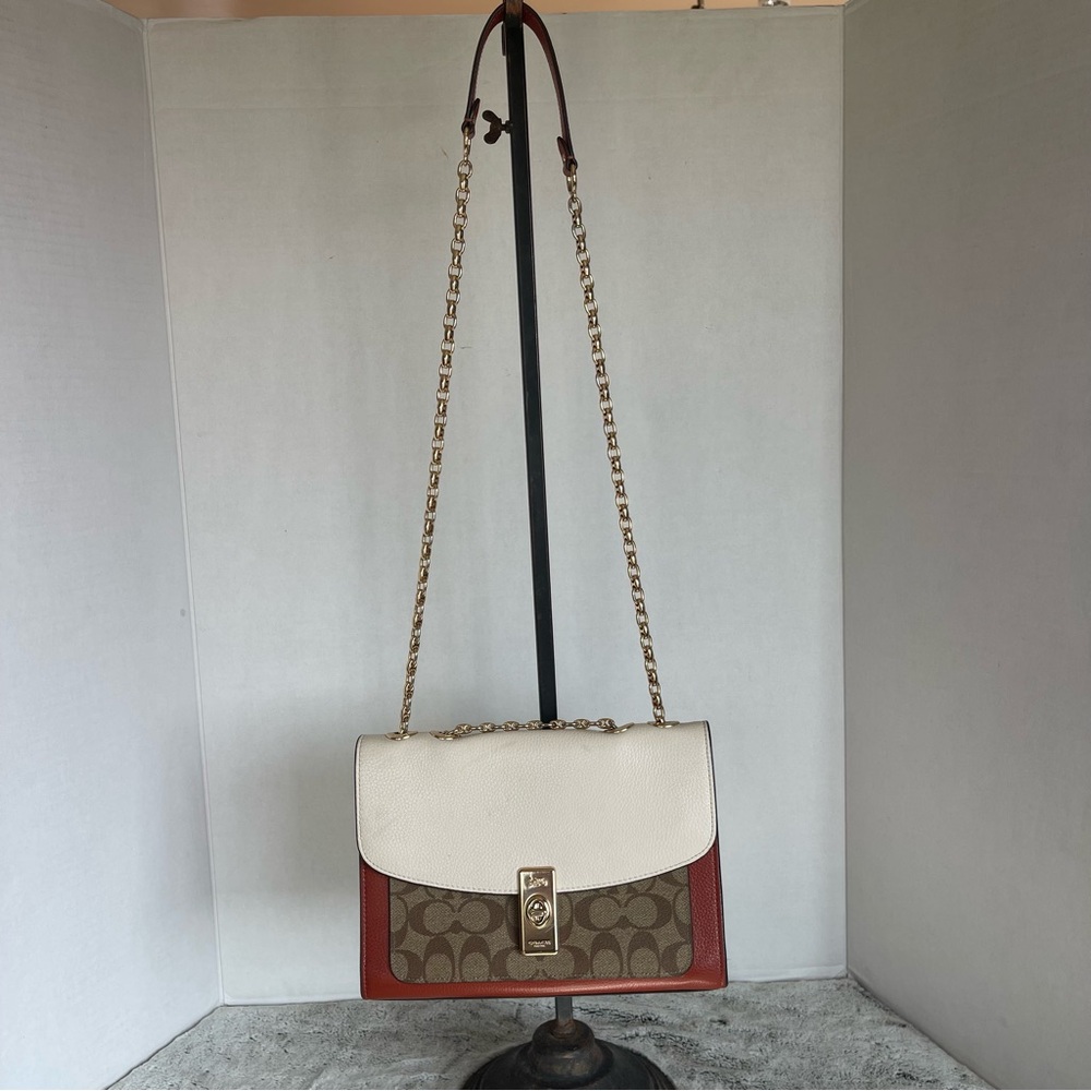 Coach LANE SHOULDER BAG IN COLORBLOCK SIGNATURE CANVAS - Picture 2 of 16